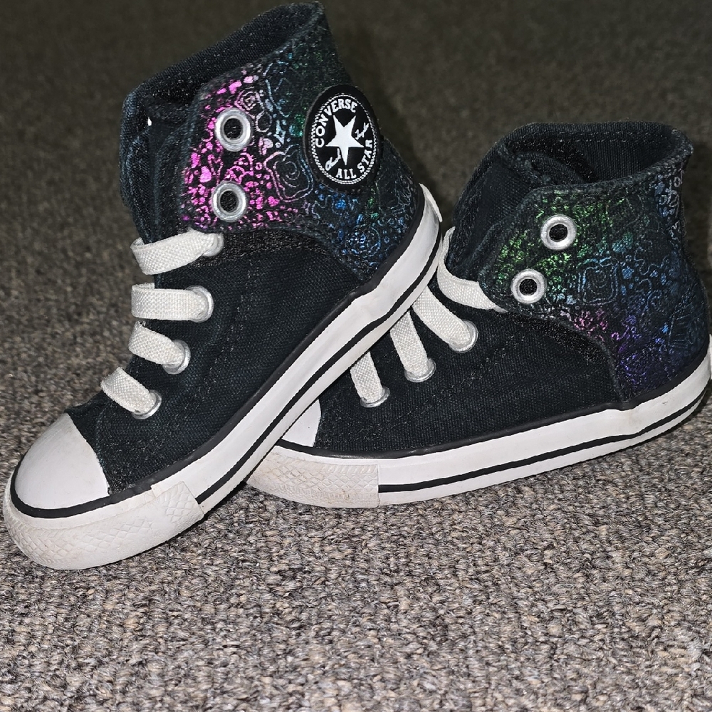 Converse Black Canvas Sneakers Classic Low-Top Design